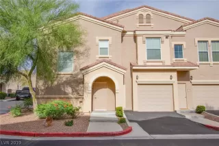 Photo #2: 2104287 Listing 