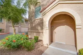 Photo #3: 2104287 Listing 