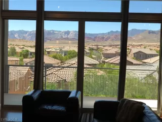 Photo #6: 2104347 Listing 