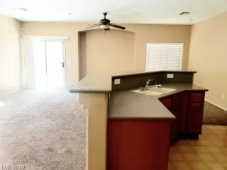 Photo #6: 2104355 Listing 