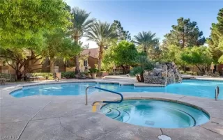 Photo #1: 2104410 Listing 