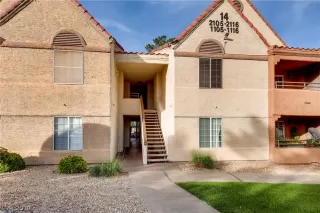 Photo #3: 2104410 Listing 