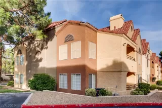 Photo #4: 2104410 Listing 