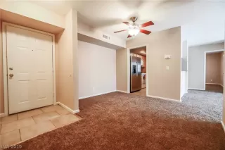 Photo #5: 2104419 Listing