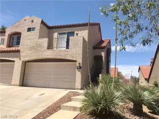 Photo #1: 2104443 Listing