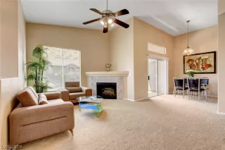 Photo #1: 2104475 Listing