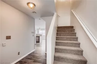 Photo #1: 2104476 Listing 