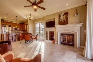 Photo #3: 2104481 Listing