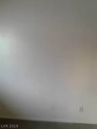 Photo #5: 2104492 Listing 