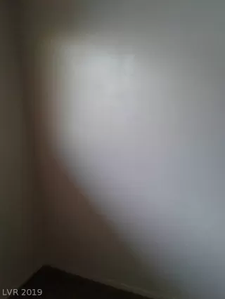 Photo #6: 2104492 Listing 