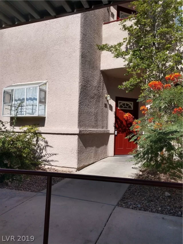 MLS: 2104501 Condo For Sale