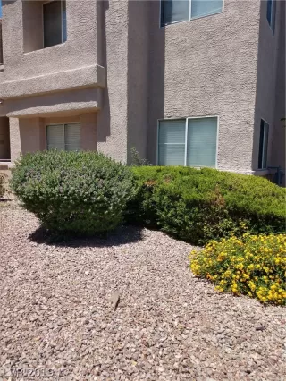 Photo #1: 2104501 Listing 