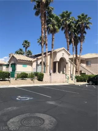 Photo #2: 2104524 Listing