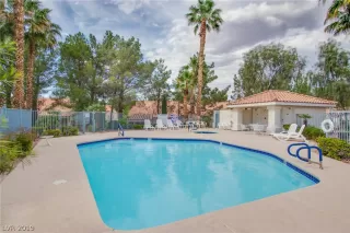 Photo #2: 2104550 Listing 