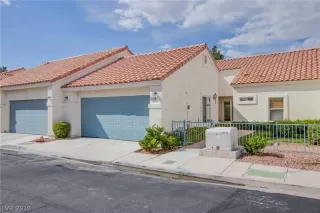 Photo #4: 2104550 Listing 