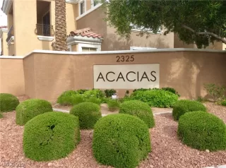 Photo #6: 2104580 Listing