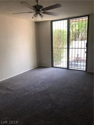 Photo #5: 2104585 Listing 