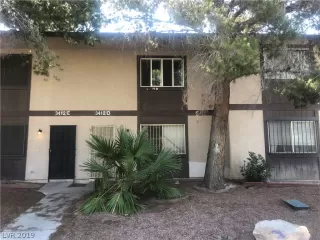 Photo #1: 2104634 Listing 