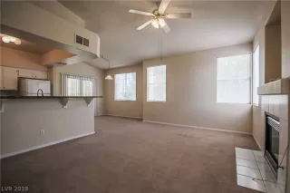 Photo #4: 2104706 Listing