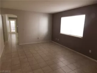 Photo #1: 2104775 Listing