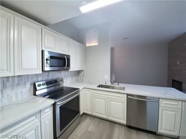 MLS: 2104796 Condo For Sale