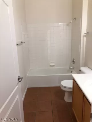 Photo #3: 2104812 Listing 