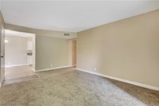 Photo #2: 2104824 Listing 