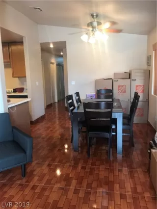 Photo #5: 2104854 Listing