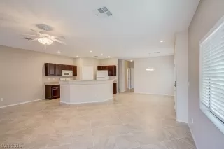 Photo #1: 2104861 Listing 