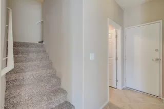 Photo #6: 2104861 Listing 