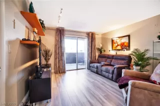 Photo #1: 2104912 Listing 