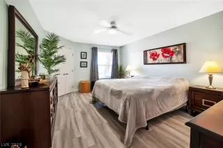 Photo #5: 2104912 Listing 