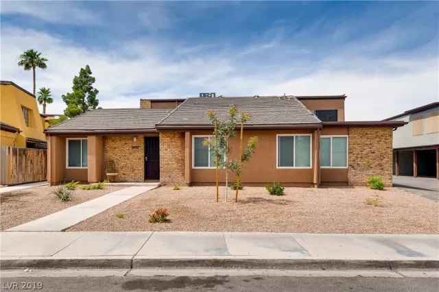 MLS: 2104947 Condo For Sale