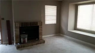 Photo #1: 2104964 Listing 