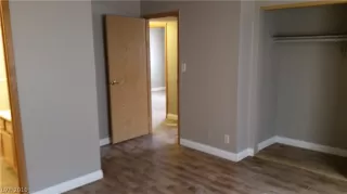 Photo #6: 2104964 Listing 