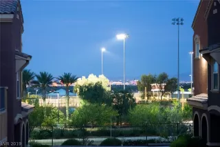 Photo #1: 2105030 Listing