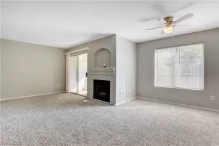 Photo #4: 2105060 Listing 