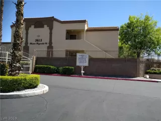 Photo #2: 2105087 Listing 