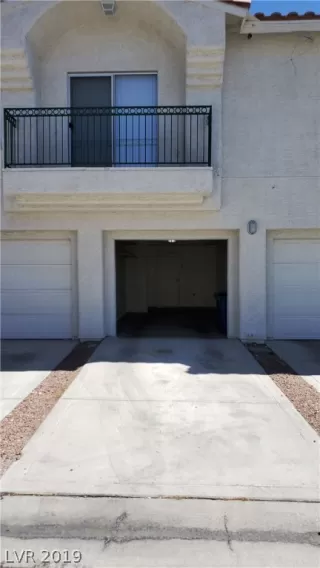 Photo #2: 2105090 Listing 