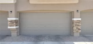 Photo #2: 2105091 Listing 