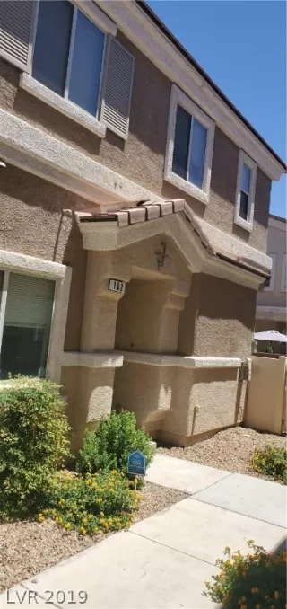 Photo #4: 2105091 Listing 