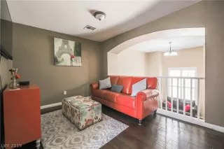 Photo #3: 2105135 Listing