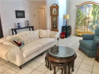 Photo #4: 2105143 Listing 