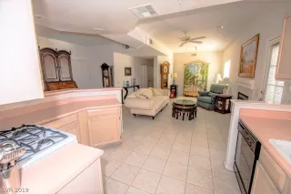 Photo #6: 2105143 Listing 