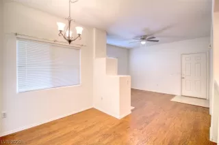 Photo #2: 2105156 Listing