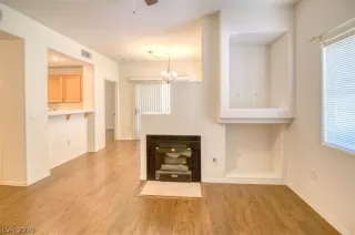 Photo #4: 2105156 Listing