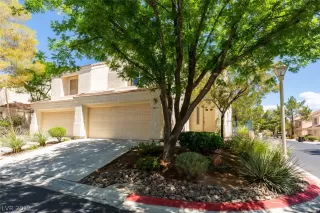 Photo #1: 2105163 Listing 