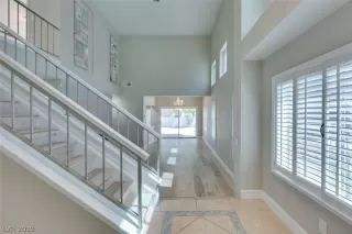 Photo #3: 2105163 Listing 