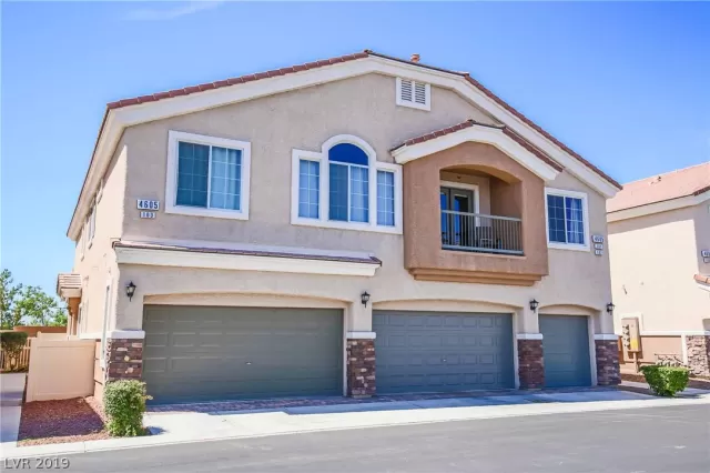 MLS: 2105193 Condo For Sale