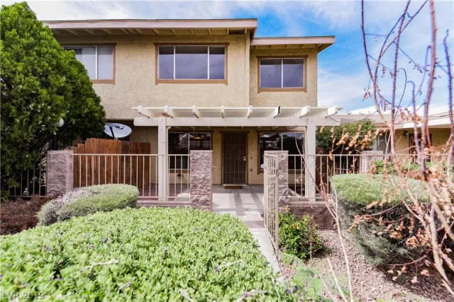 MLS: 2105212 Condo For Sale